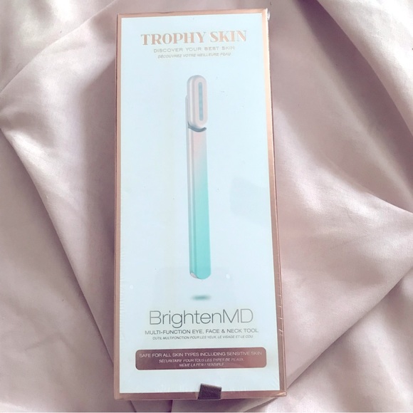 Trophy Skin BrightenMD Devise Devise/Tool